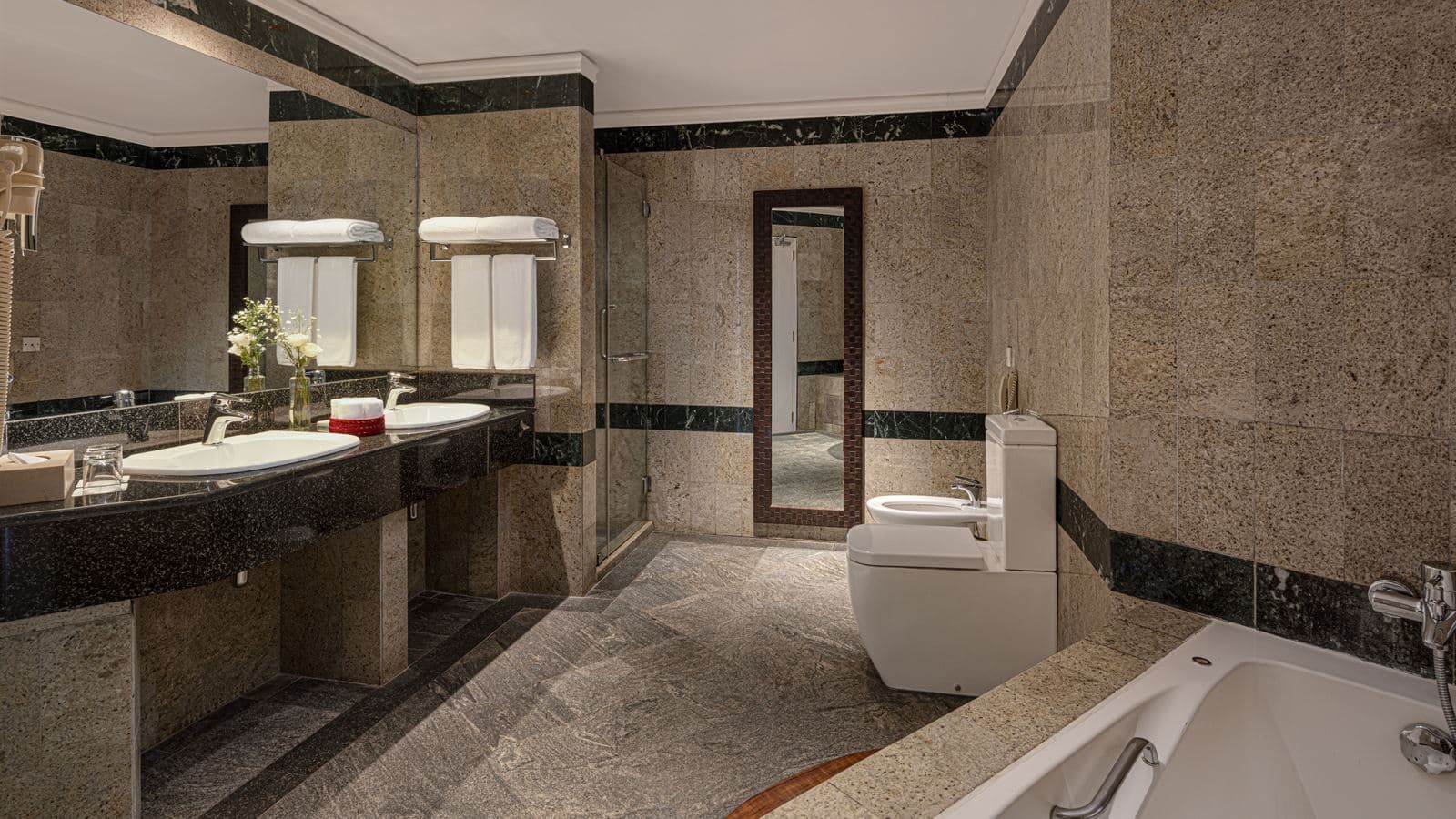 rooms-suite