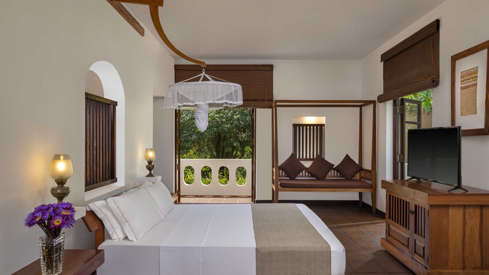 rooms-corner-luxury-ground-floor
