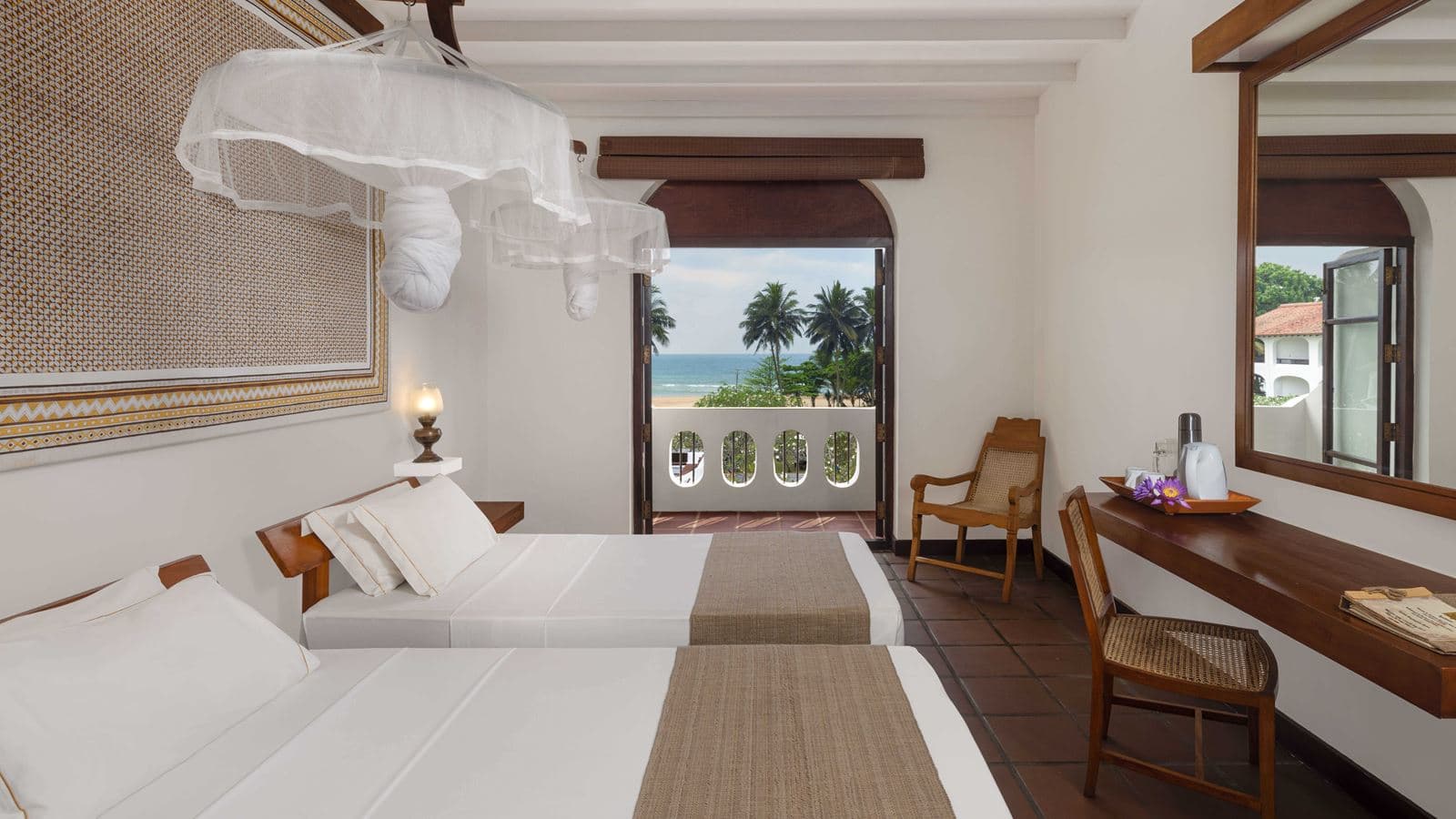 rooms-classic-room