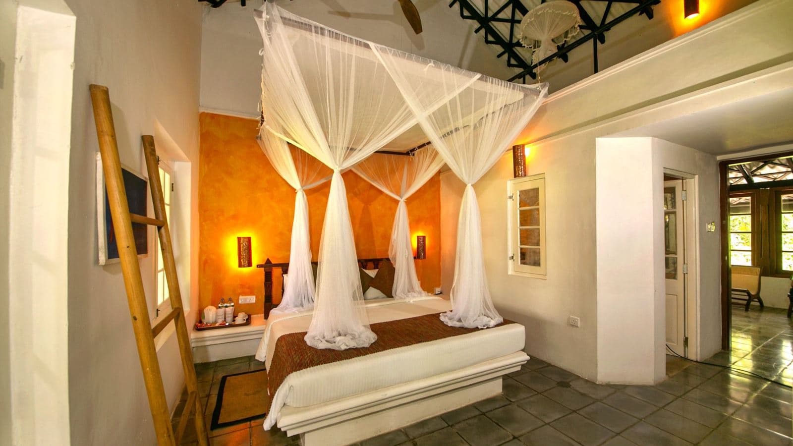 rooms-deluxe-room