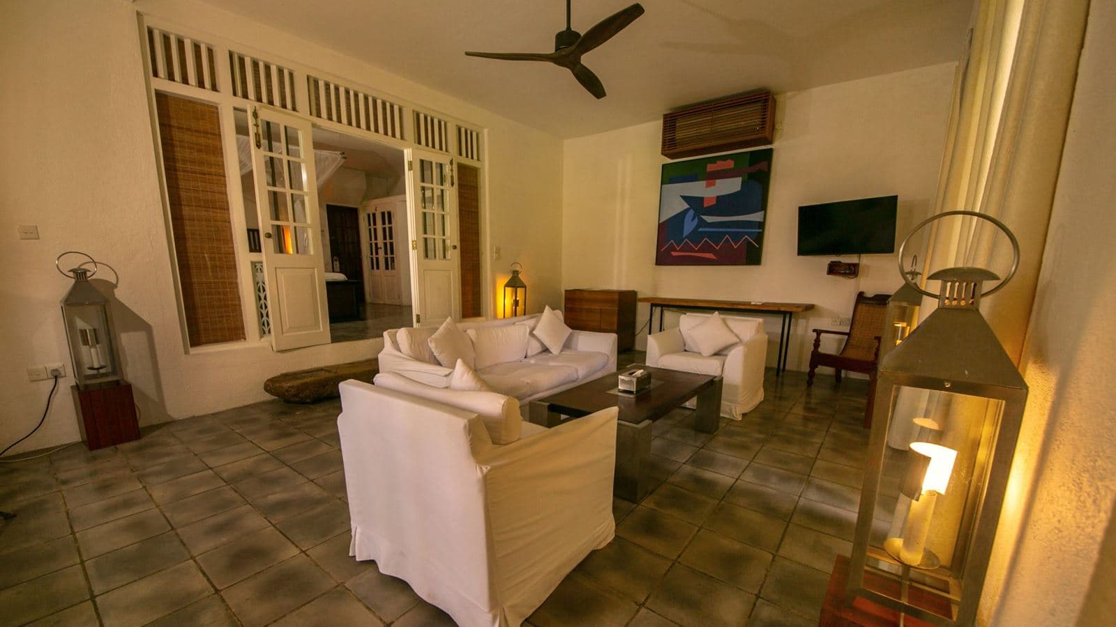 rooms-club-suite