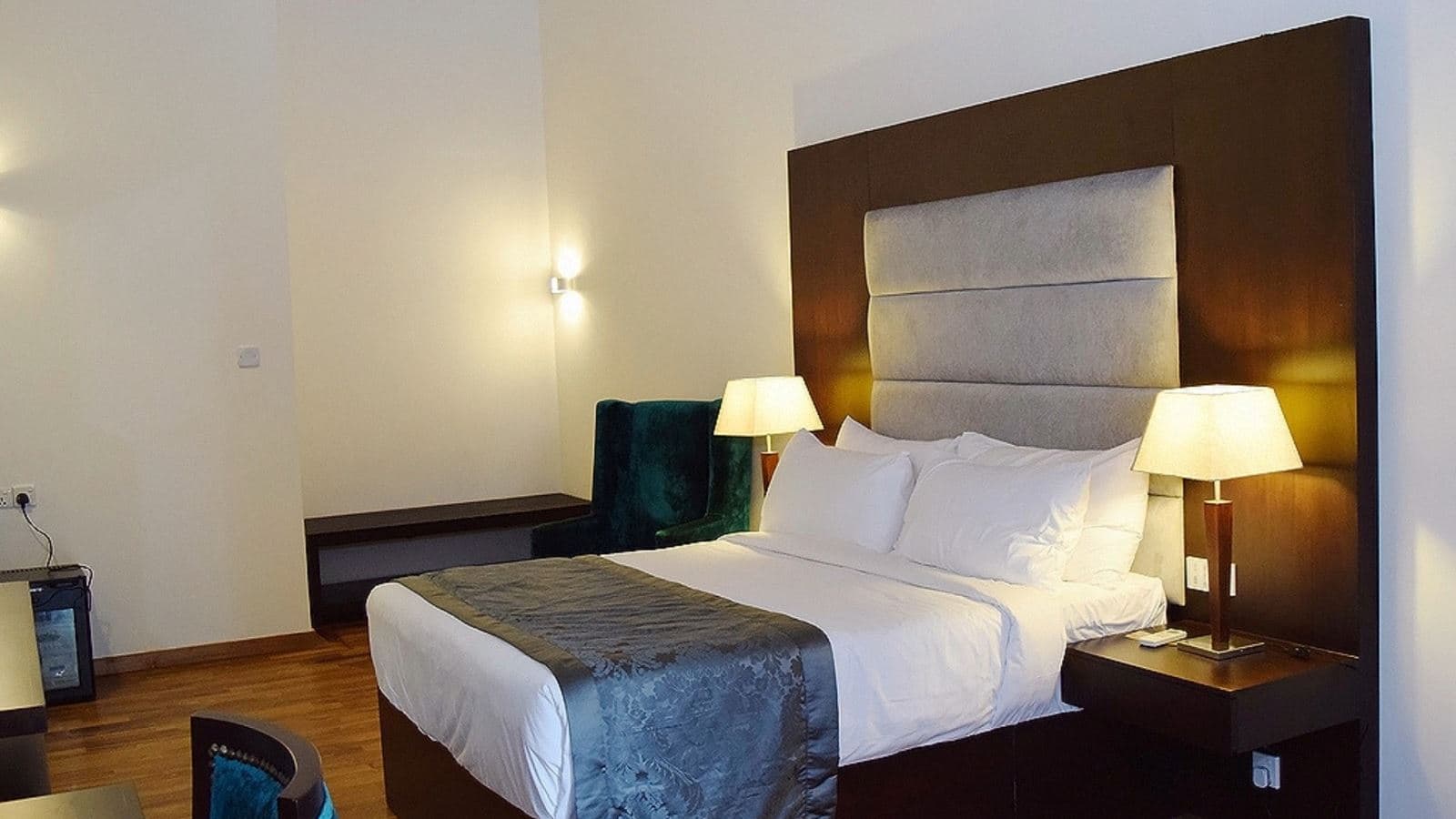 rooms-junior-suite