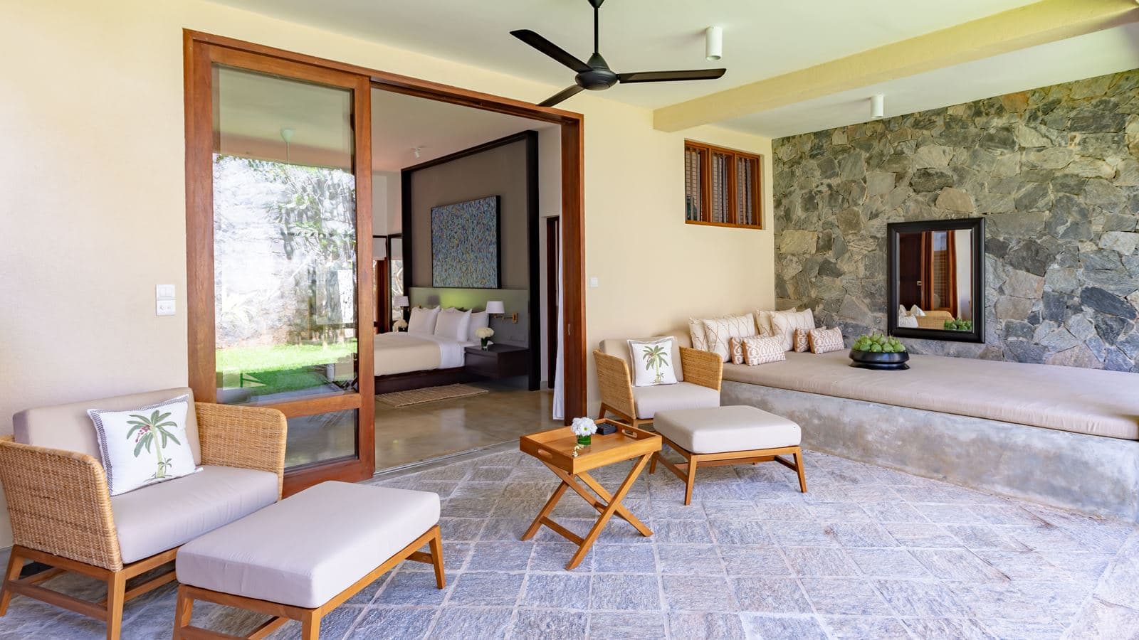rooms-premier-room
