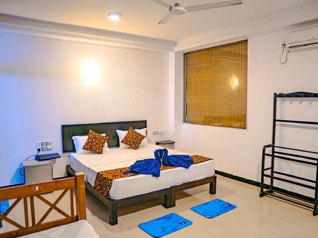 rooms-standard-room