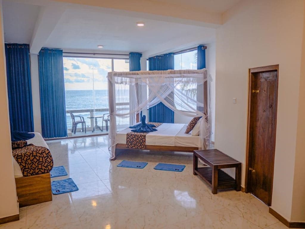 rooms-standard-room