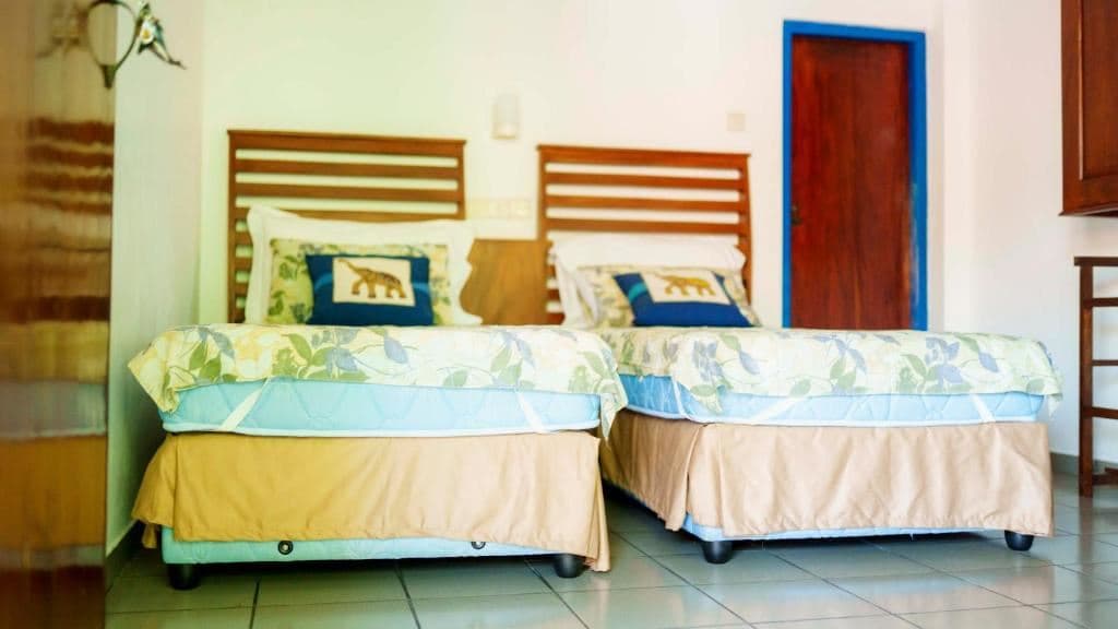 rooms-standard-non-sea-view-room-with-common-verandah