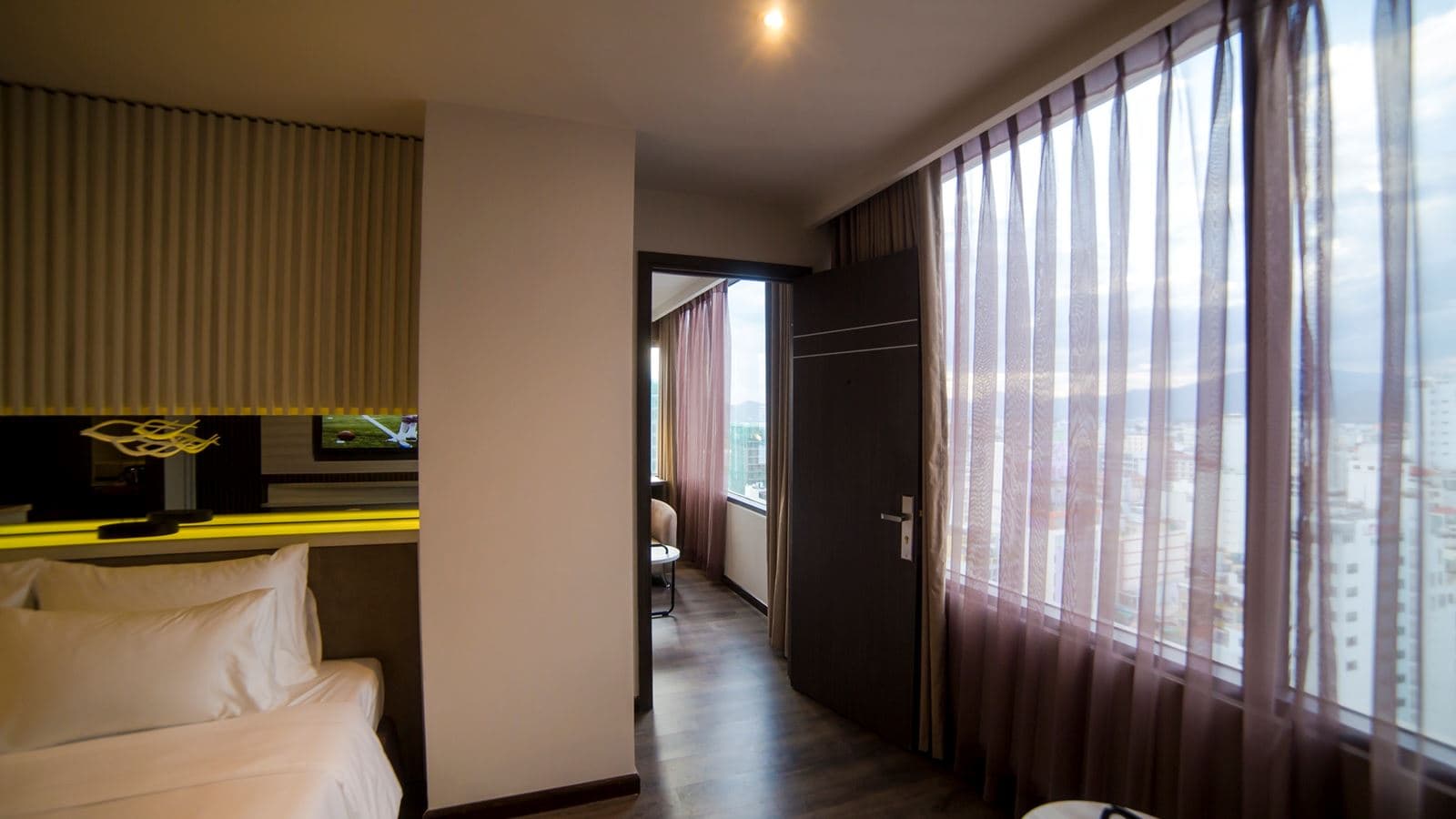 rooms-family-room