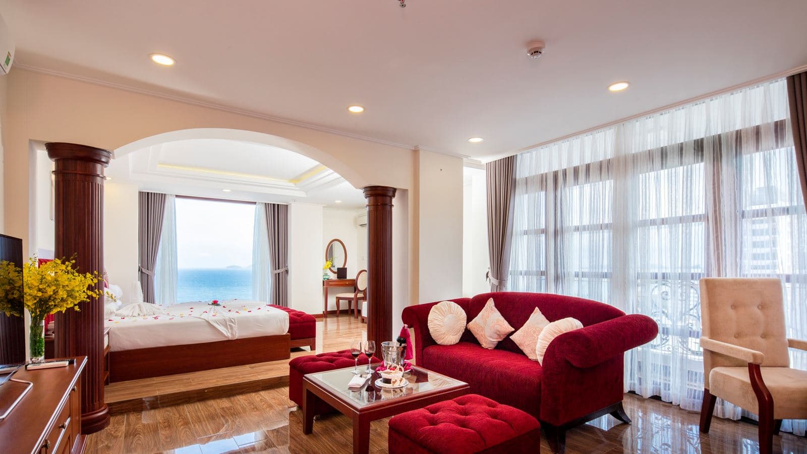 rooms-vip-room