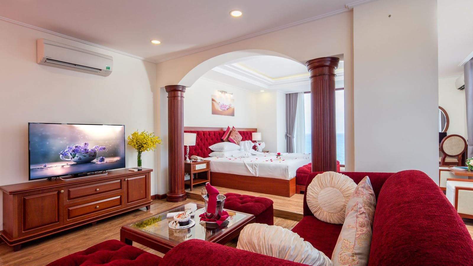 rooms-vip-room