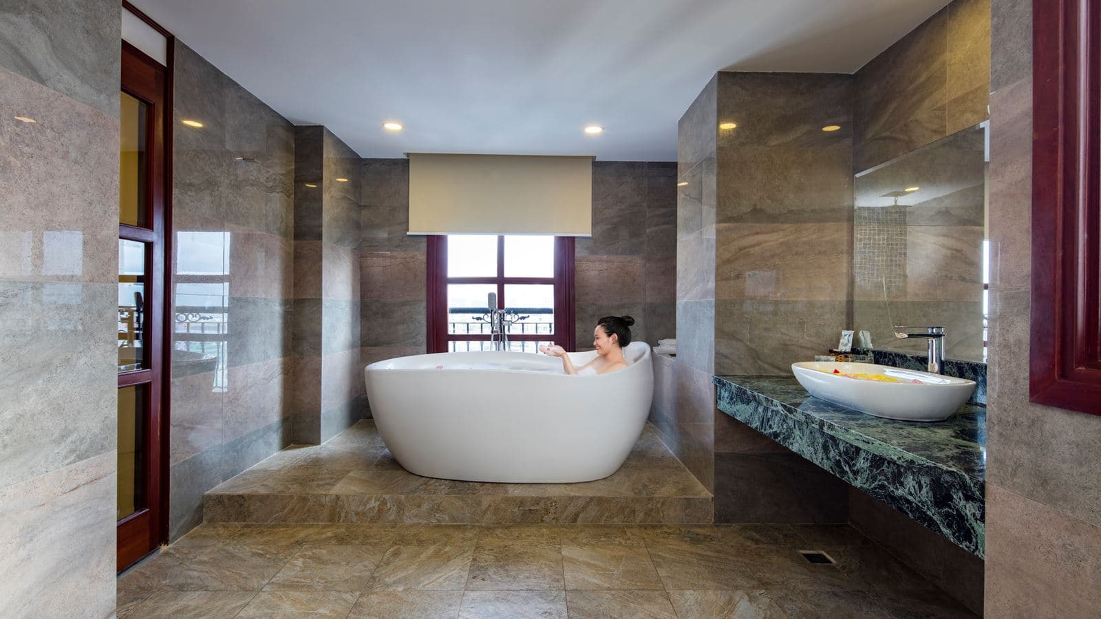 rooms-vip-room