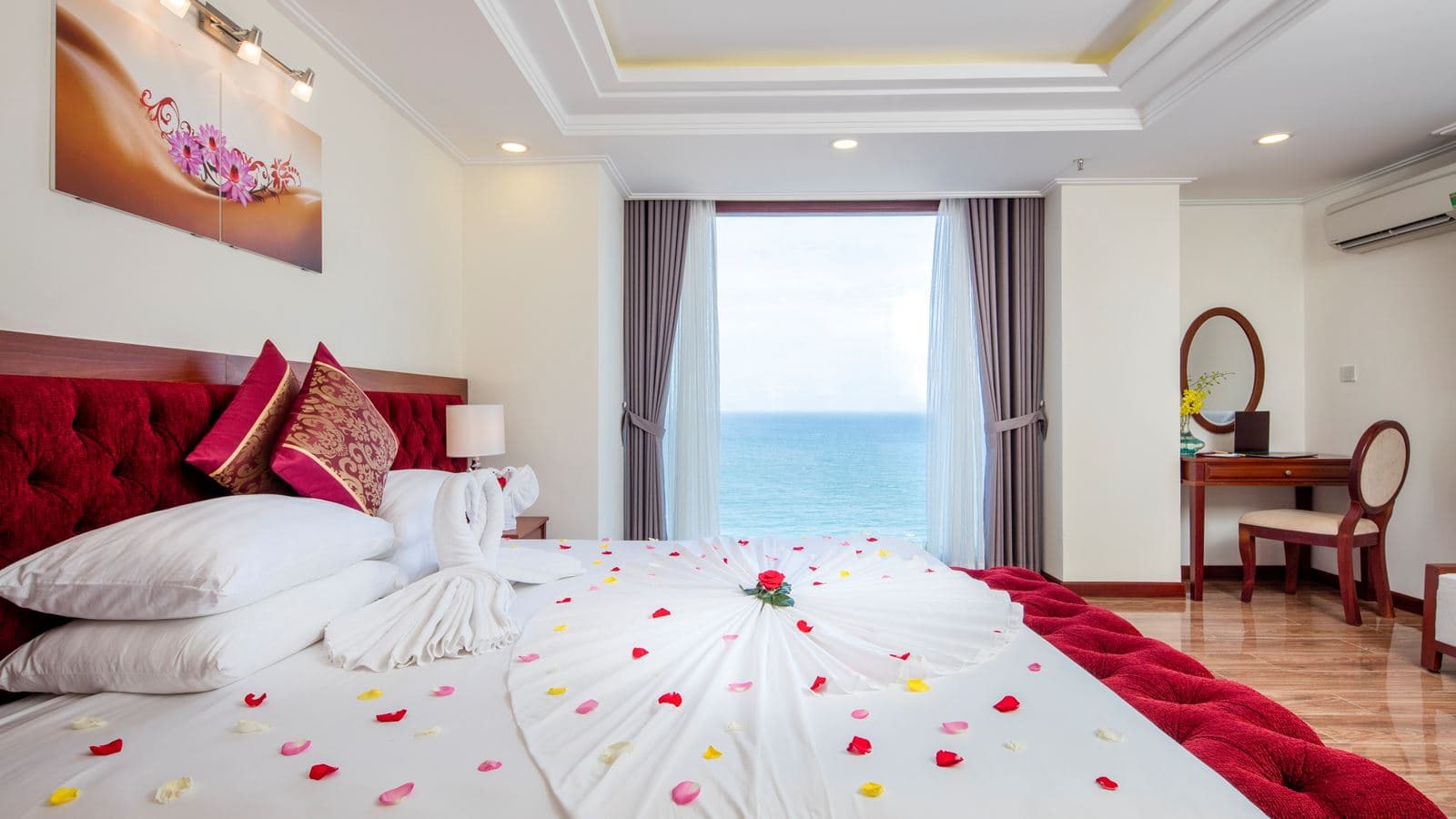 rooms-vip-room