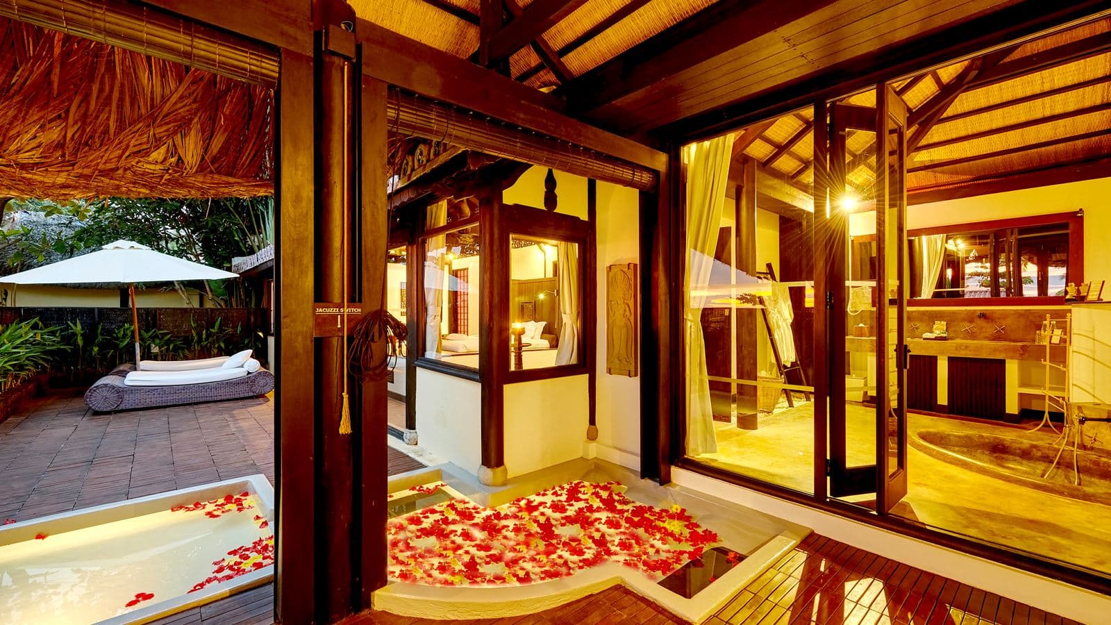 rooms-jacuzzi-villa
