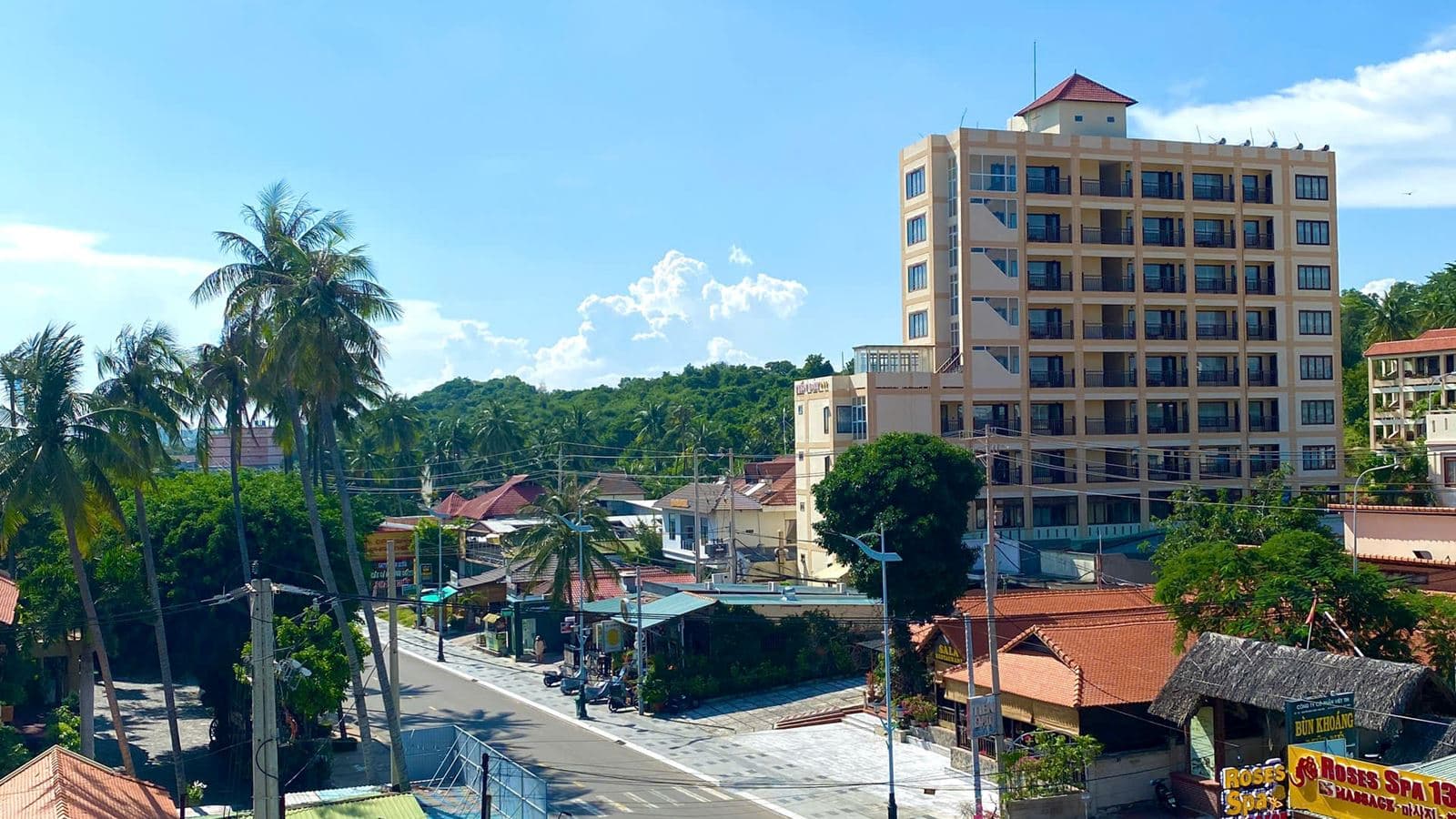 rooms-premier-deluxe-city-view