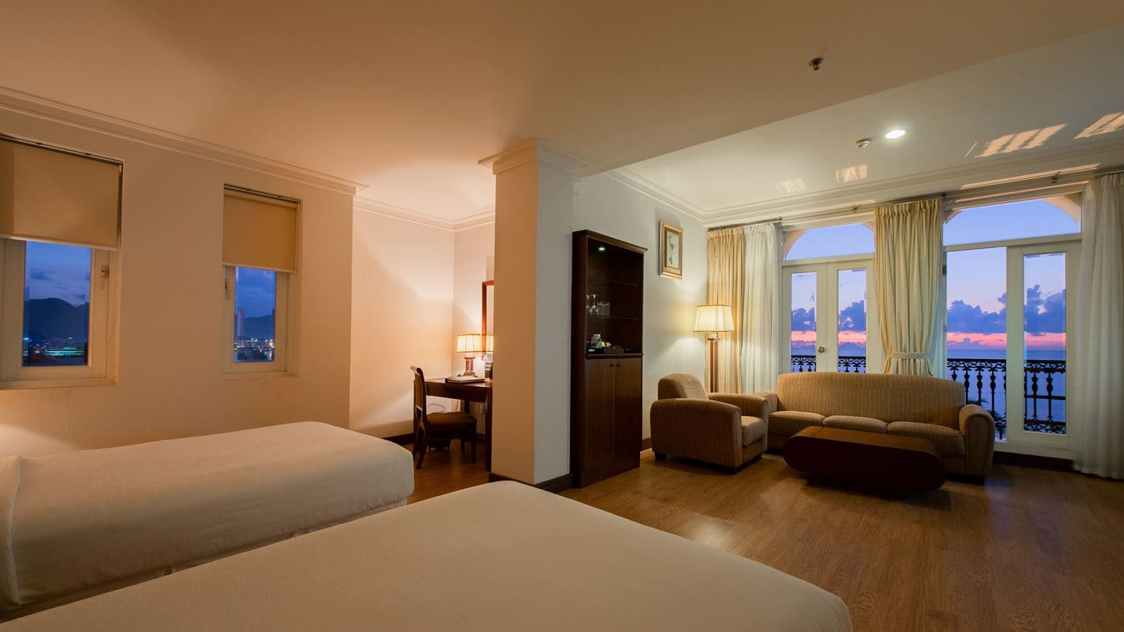 rooms-premium-deluxe-with-balcony-child-without-extra-bed