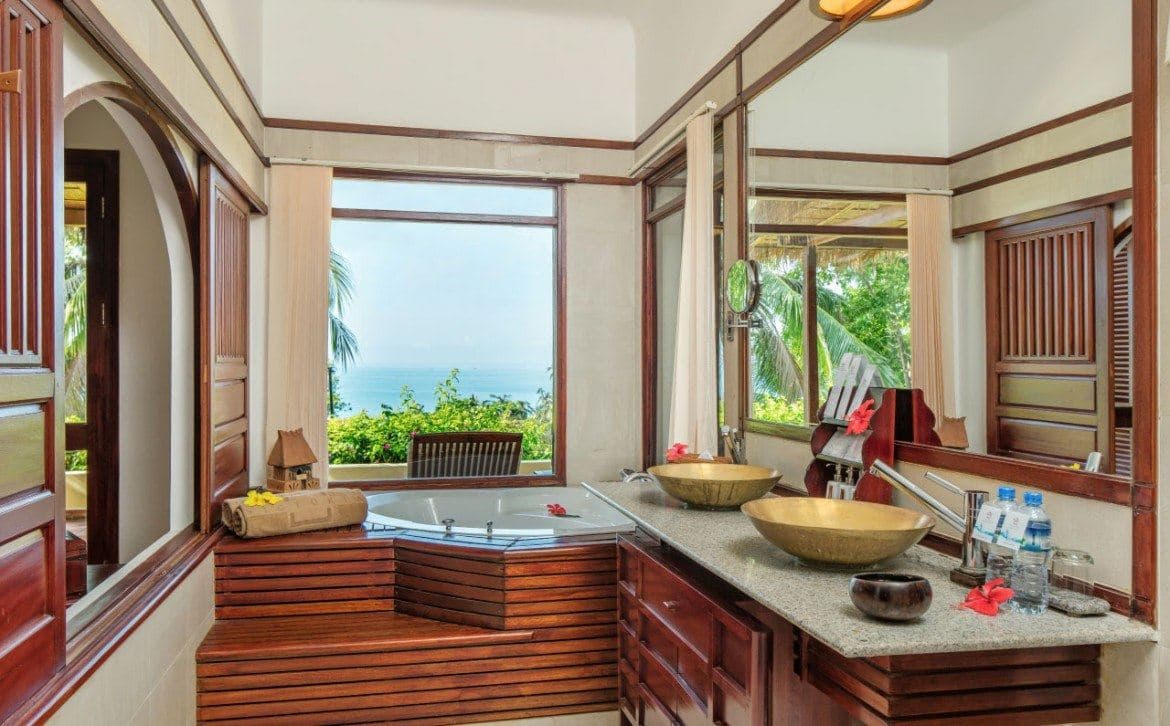 rooms-deluxe-suite