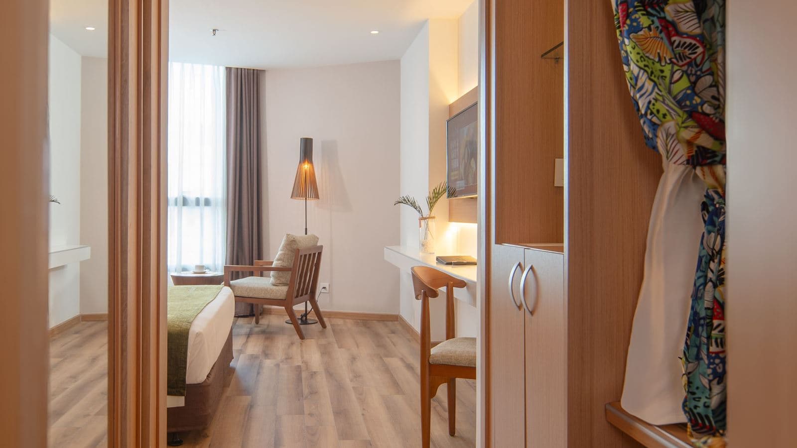 rooms-superior-cityview