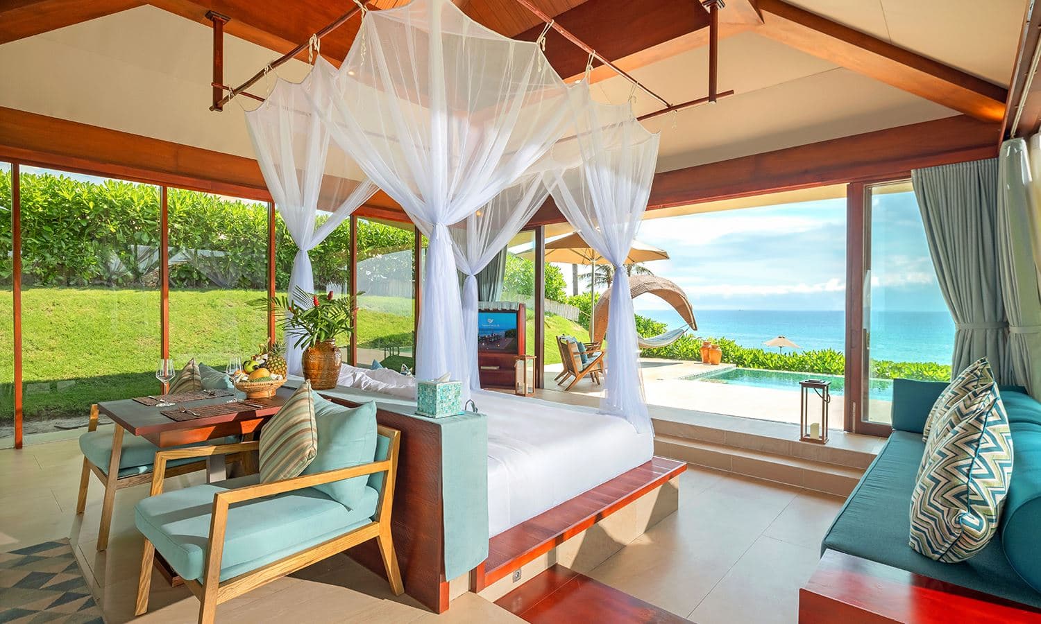 rooms-beachfront-pool-villa