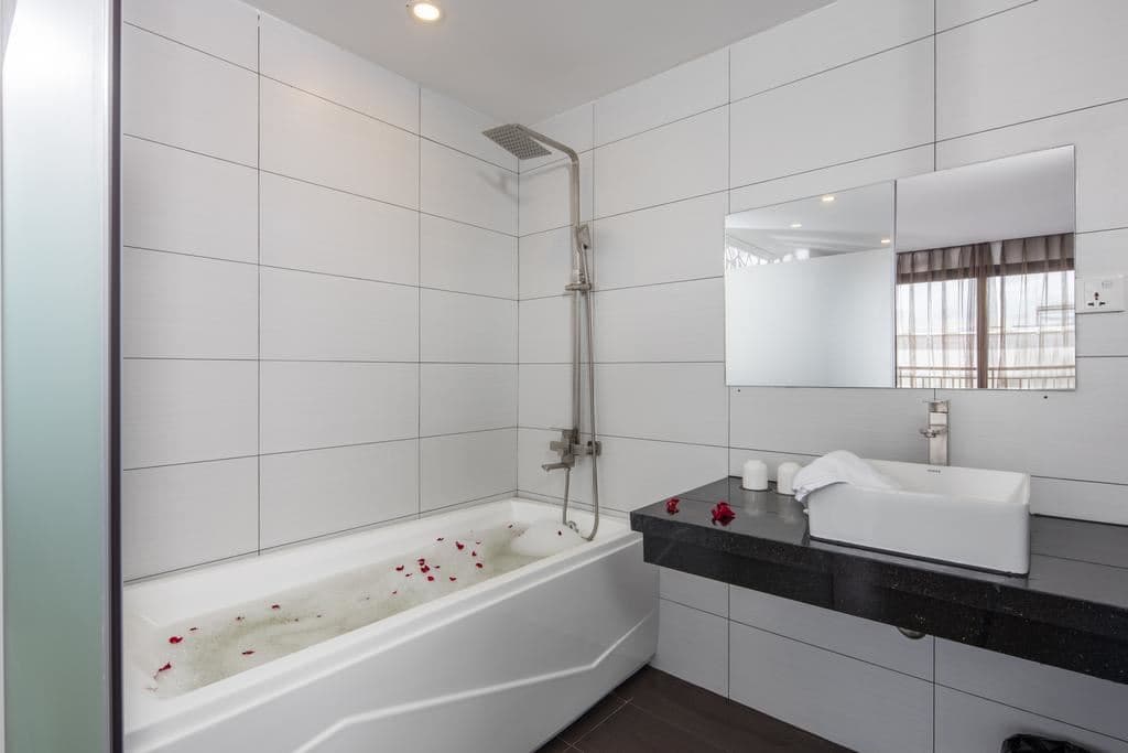 rooms-deluxe-sea-view