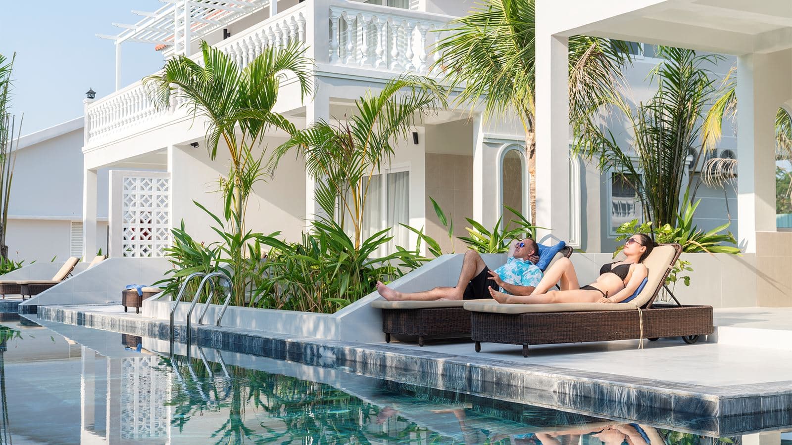 rooms-luxury-pool-villa