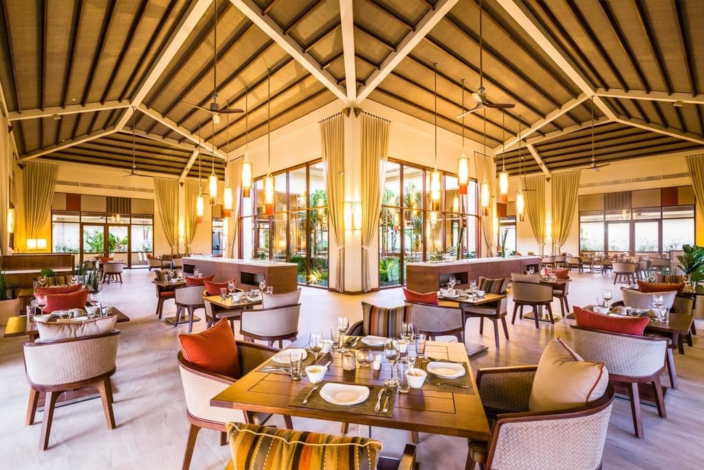 restaurants-the-pillars