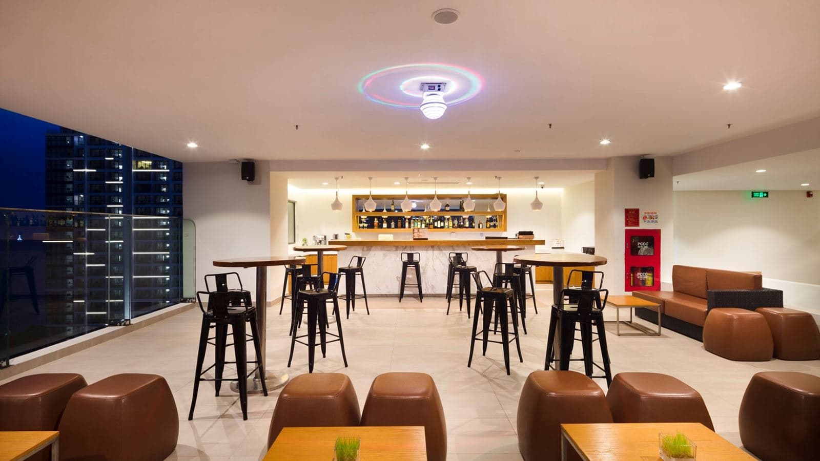 bars-rooftop-bar