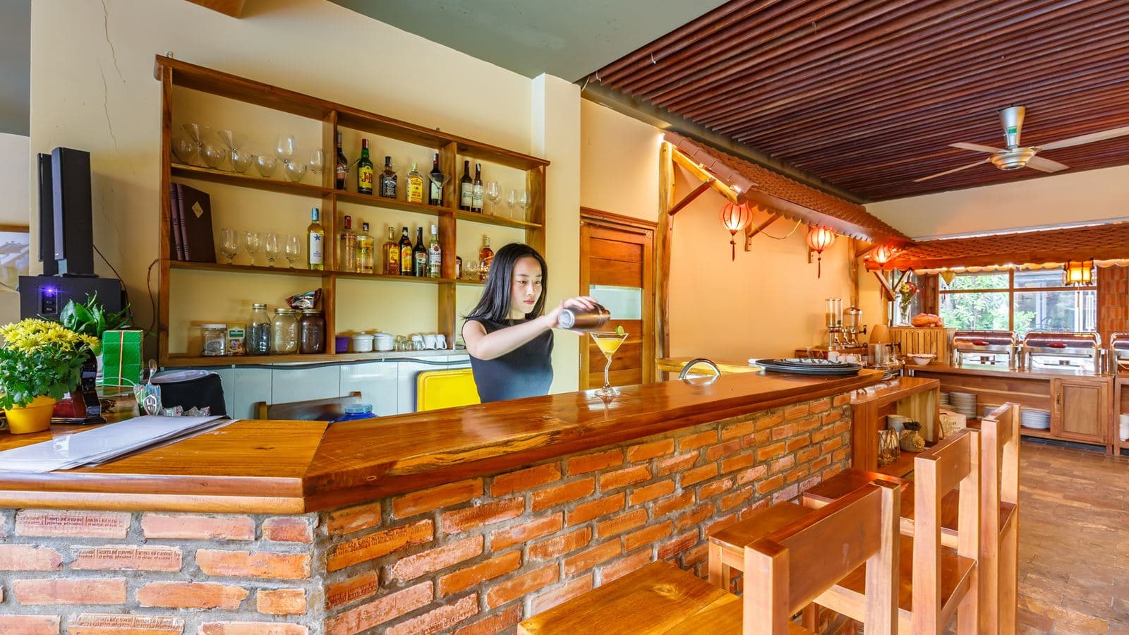 bars-bauhinia-bar