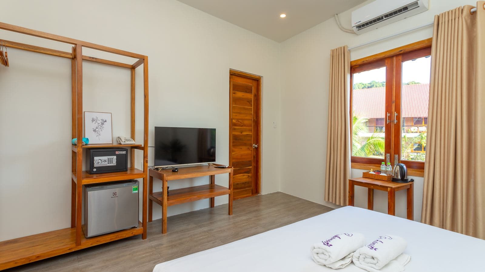 rooms-room-superior
