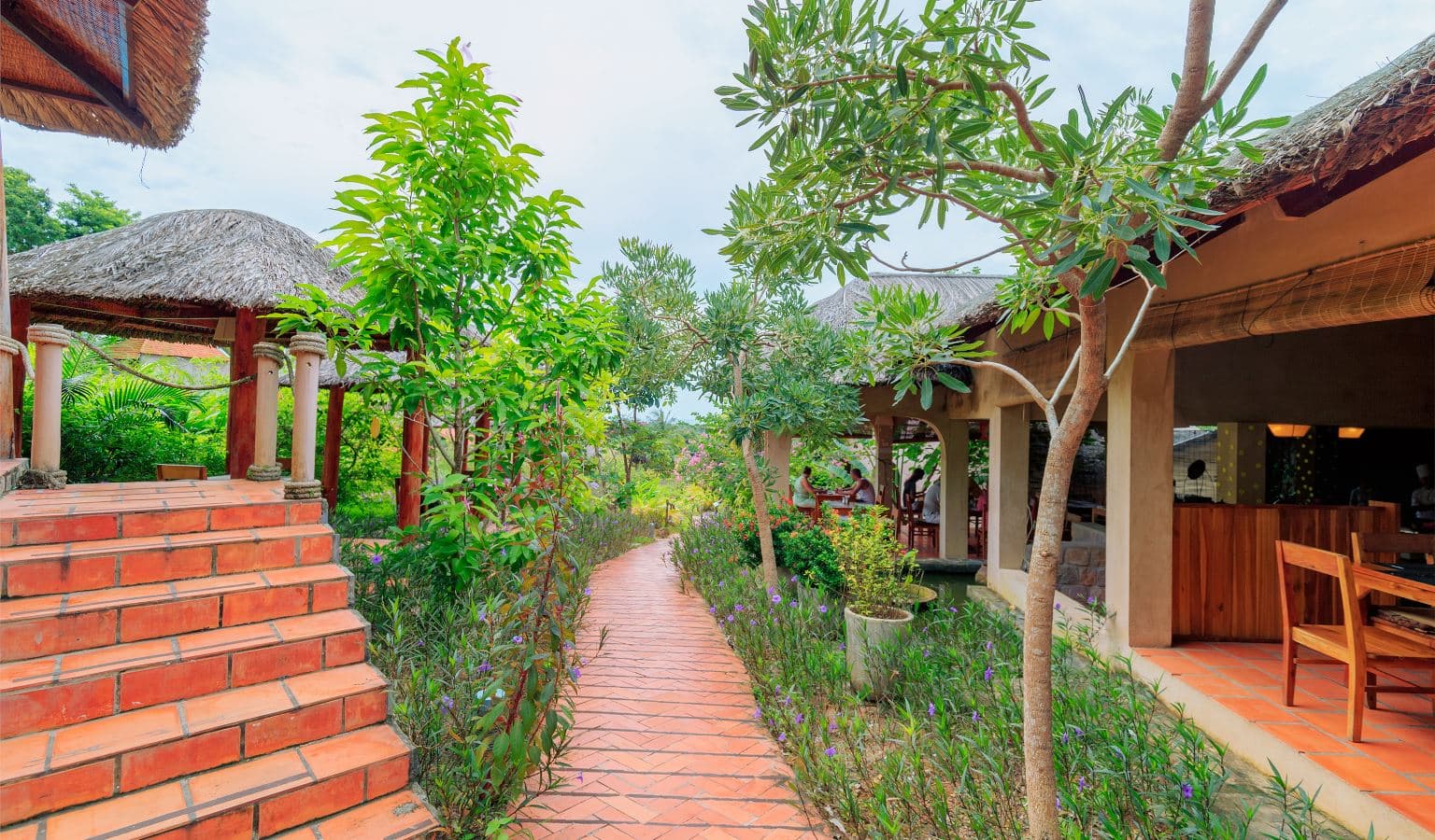 general-bungalow