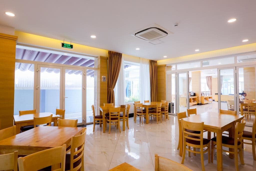 restaurants-dao-ngoc-restaurant