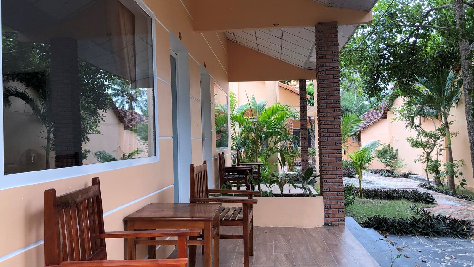 general-bungalow