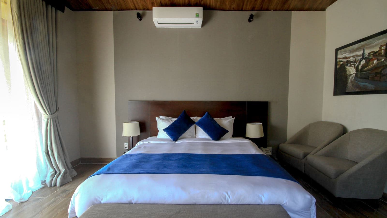 rooms-deluxe-villa