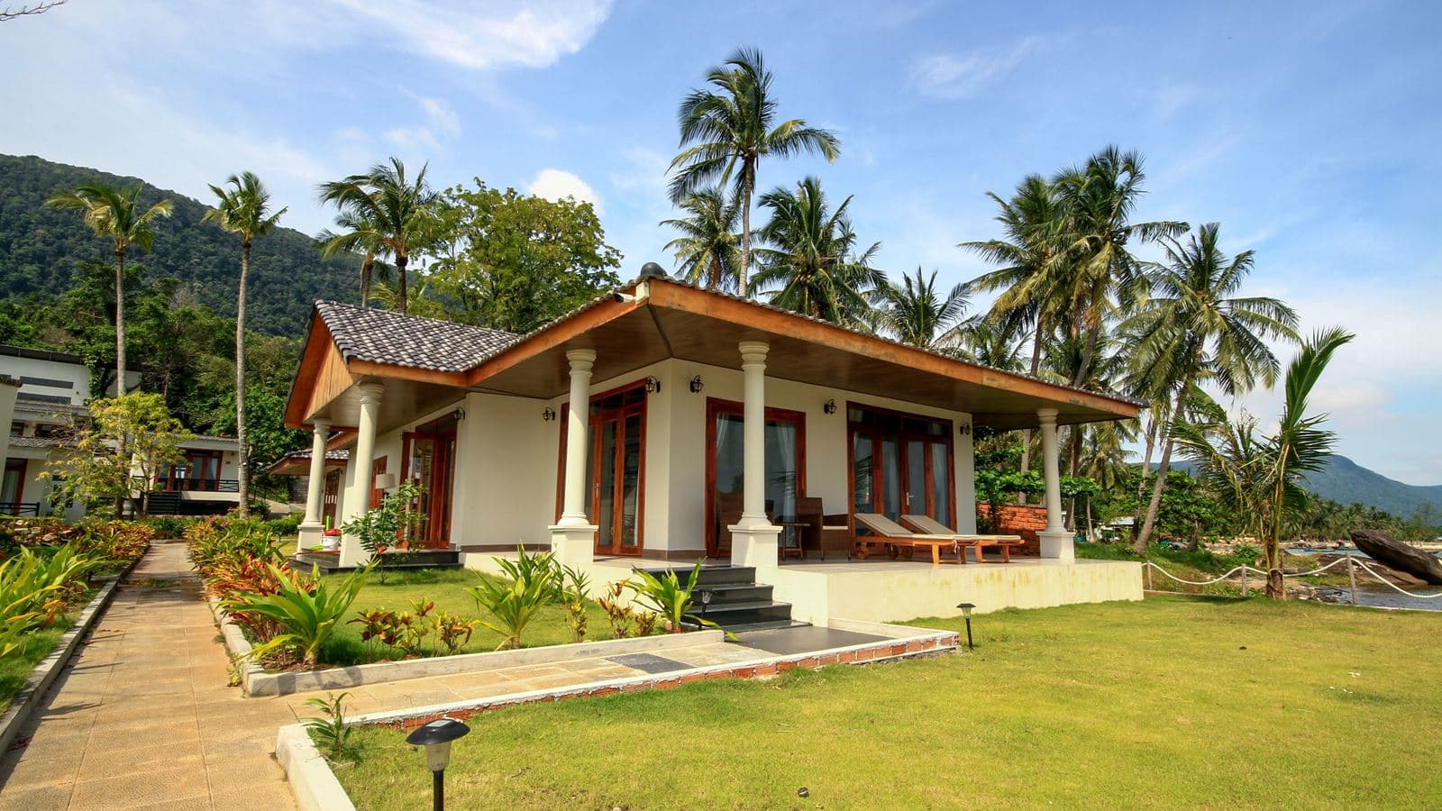 general-bungalow