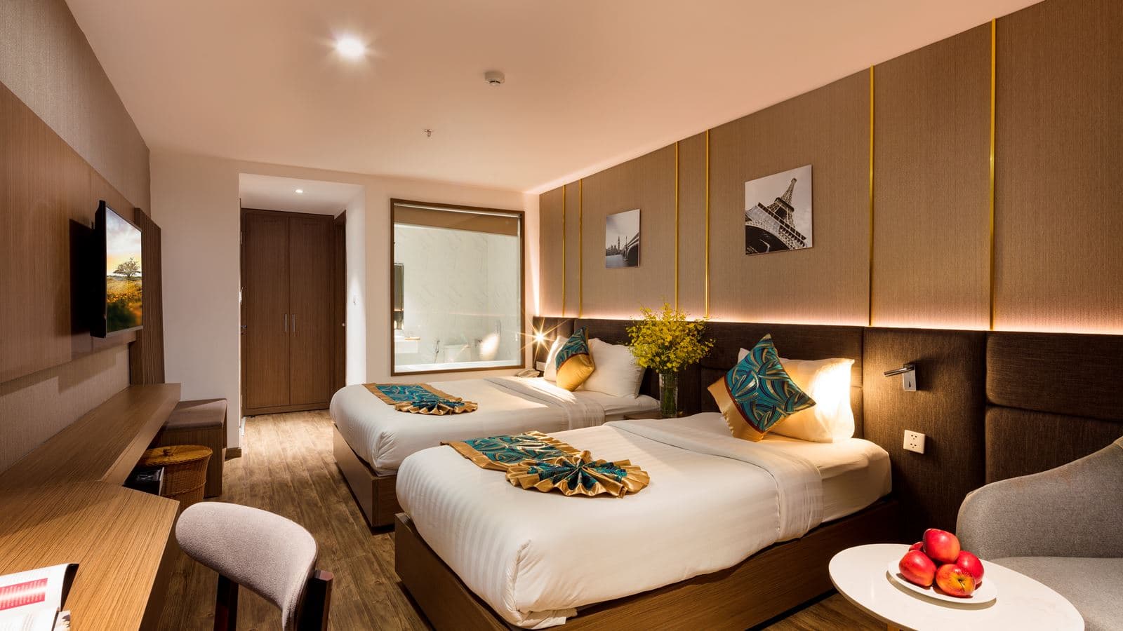 rooms-senior-deluxe-room