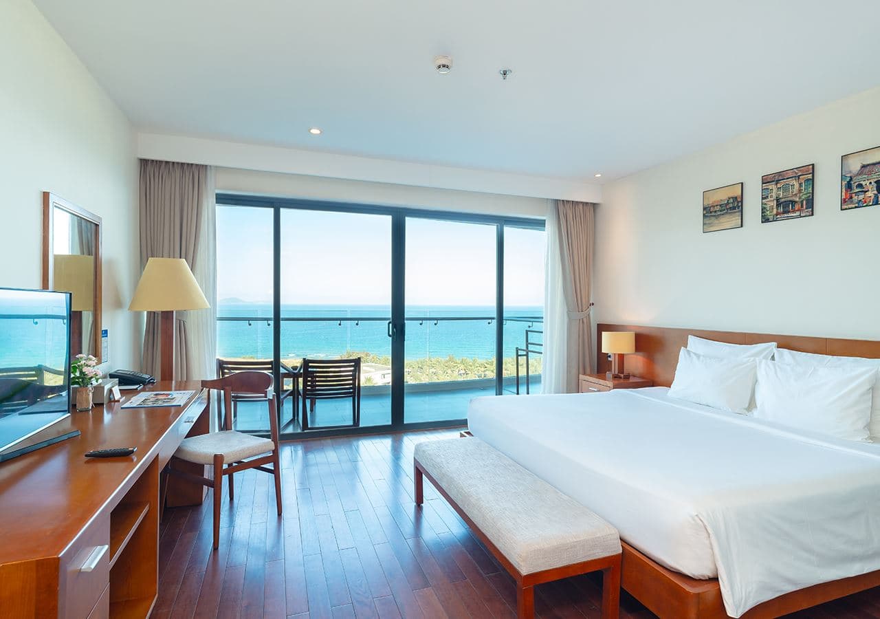 rooms-deluxe-ocean-with-bathtub-child-without-extra-bed