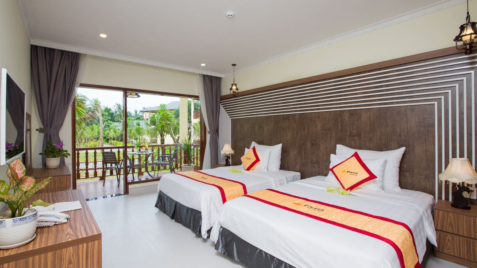 rooms-deluxe-double-garden-view-no-extra-bed