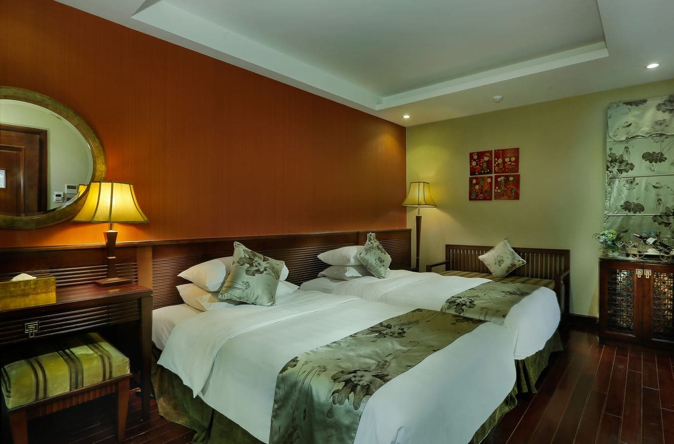 rooms-deluxe-room