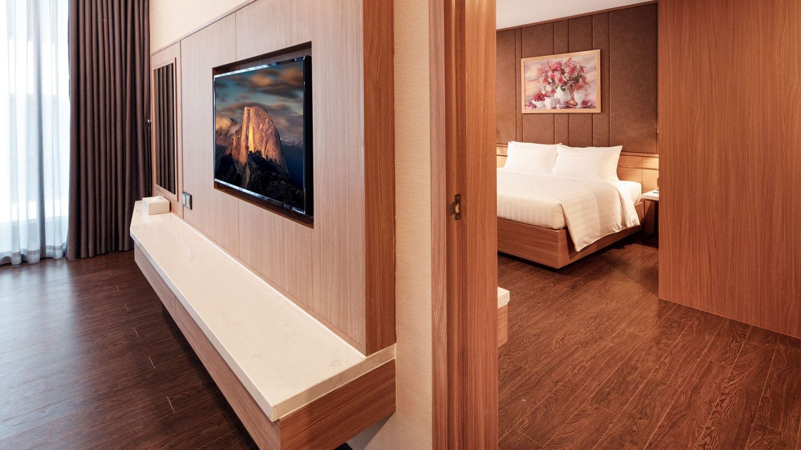 rooms-deluxe-balcony-partial-sea-view-child-without-extra-bed
