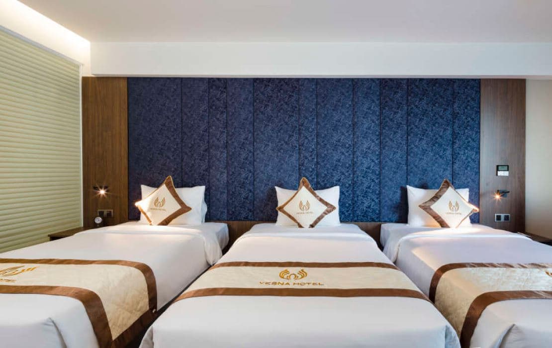 rooms-deluxe-triple