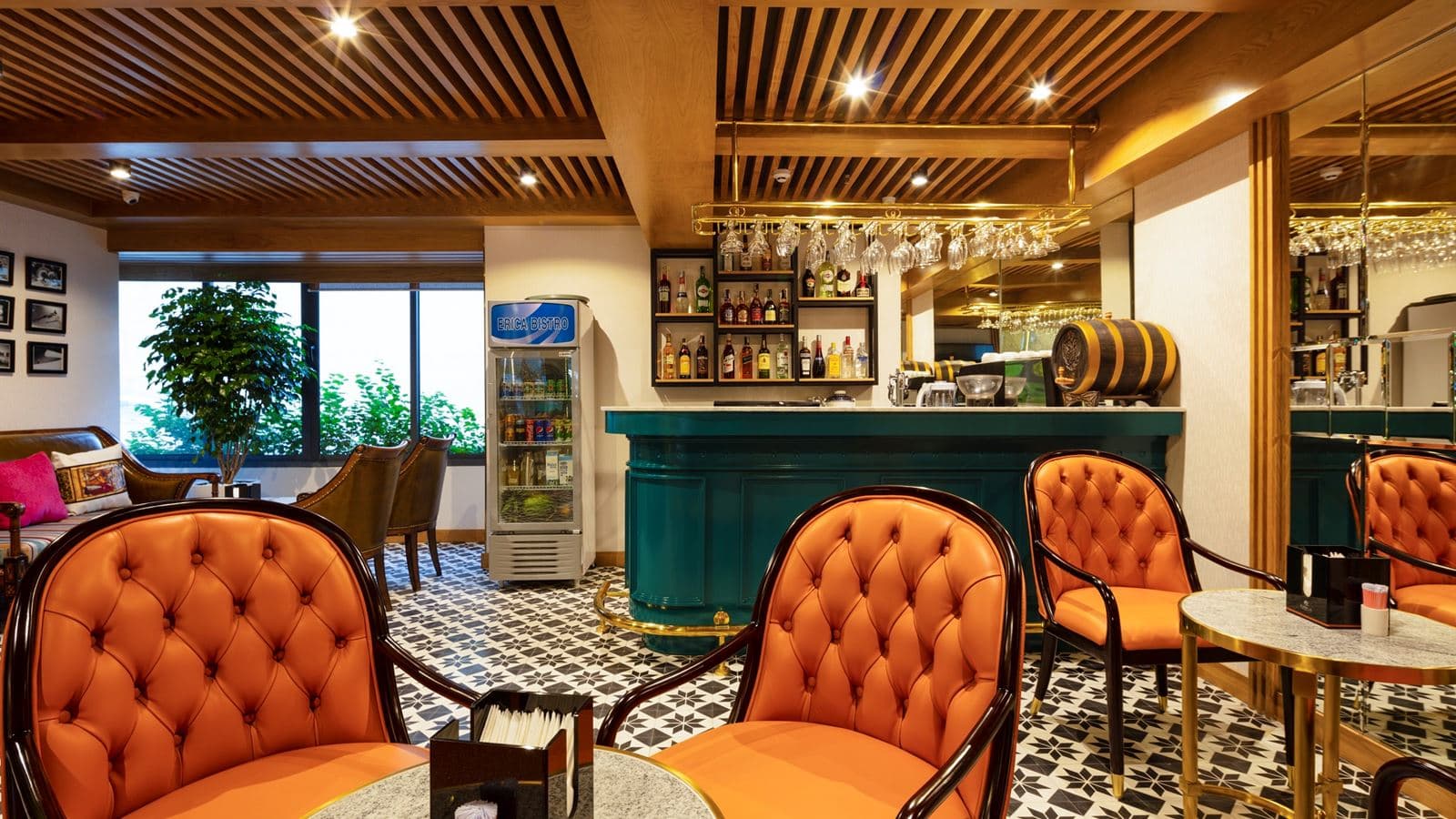 bars-erica-bistro