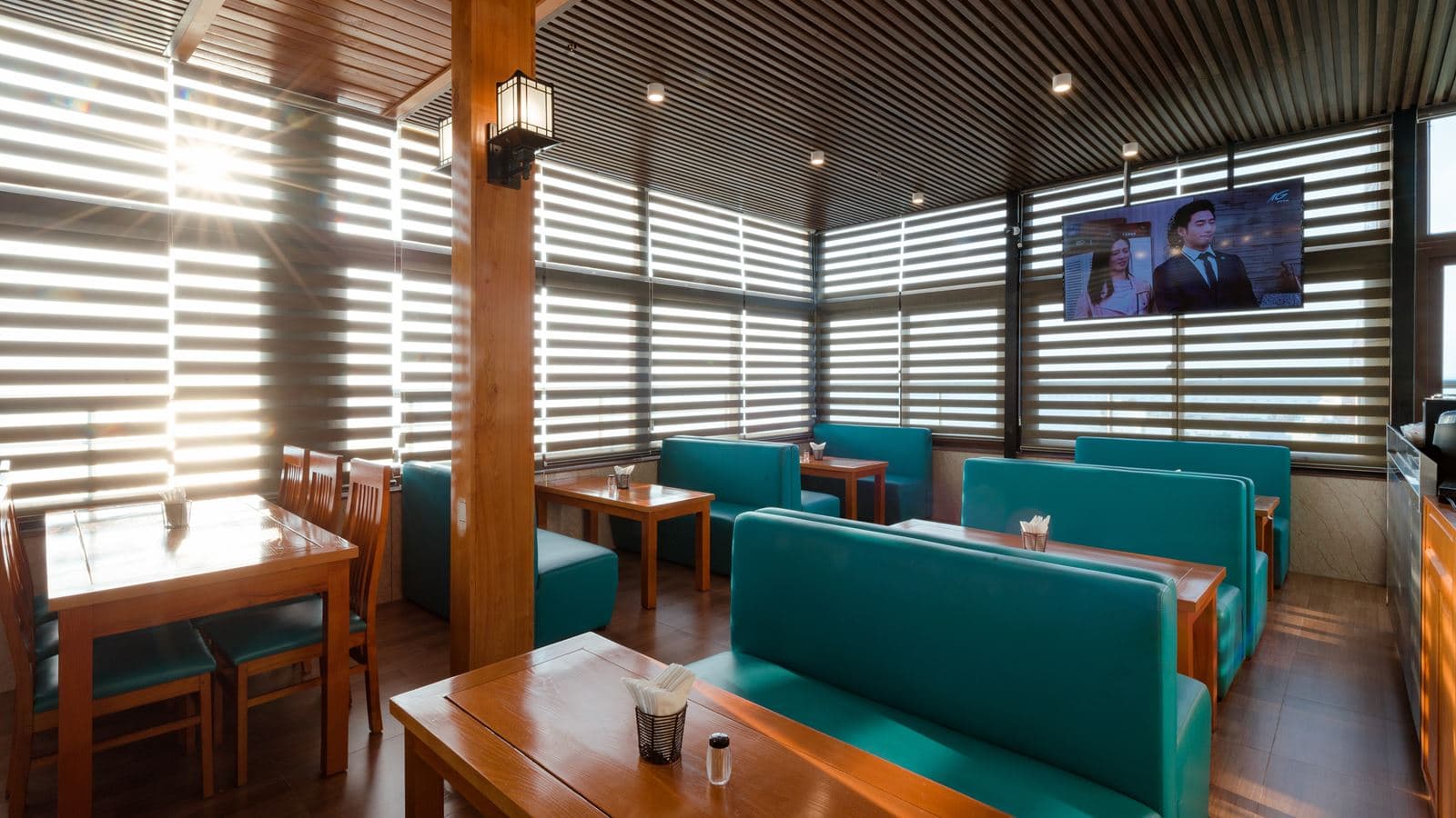 restaurants-restaurants