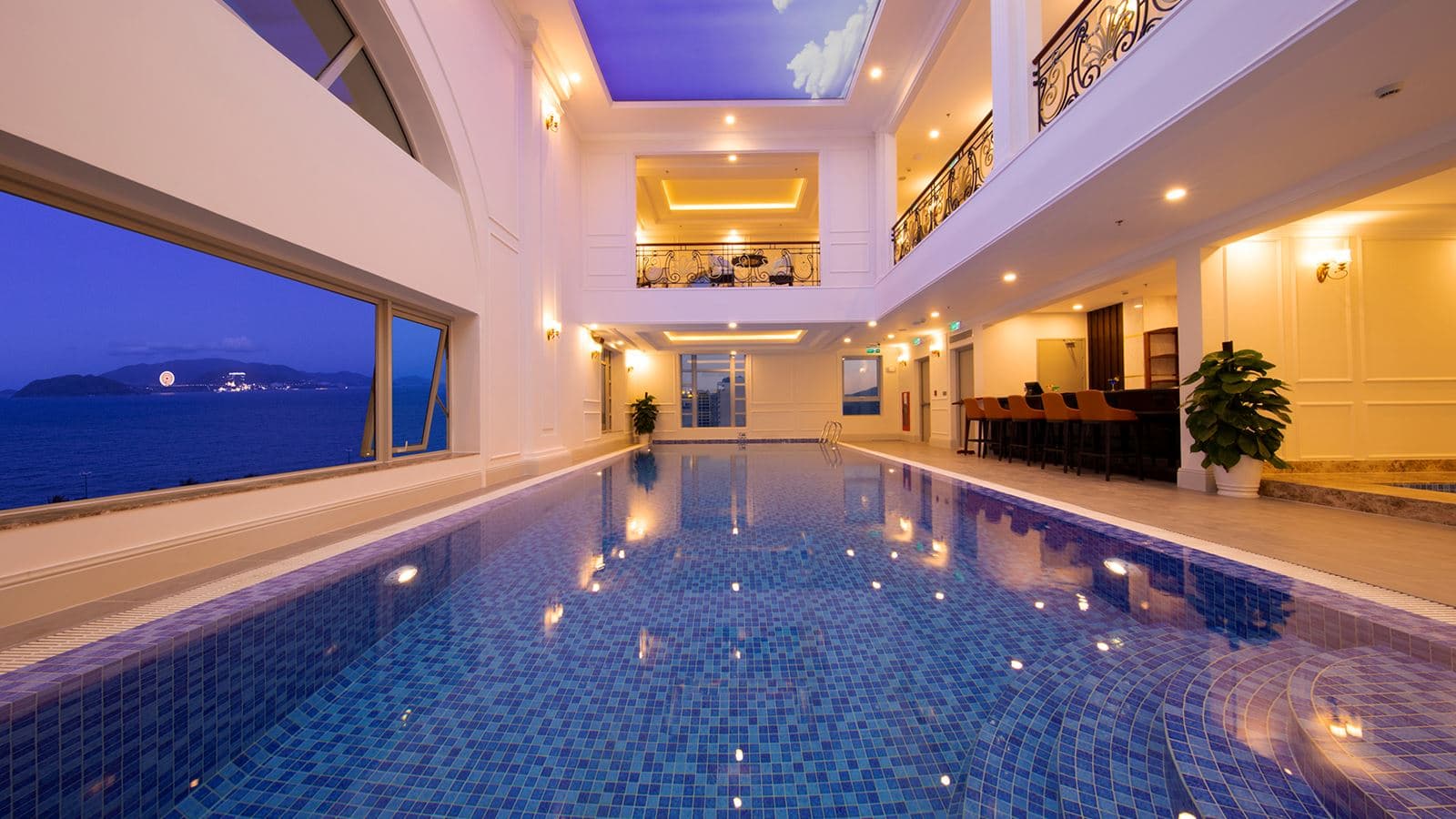 pools-indoor-pool