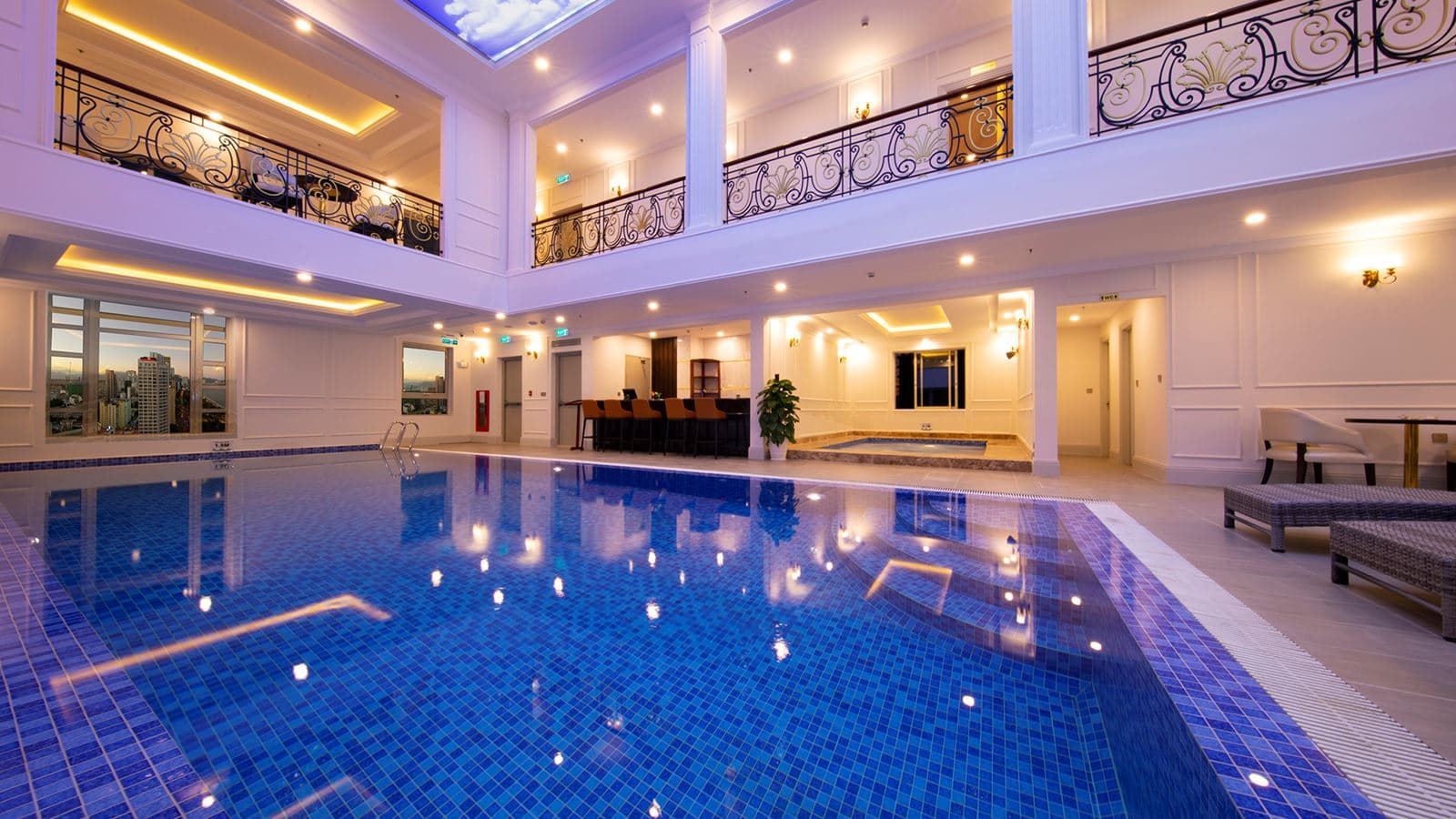 pools-indoor-pool
