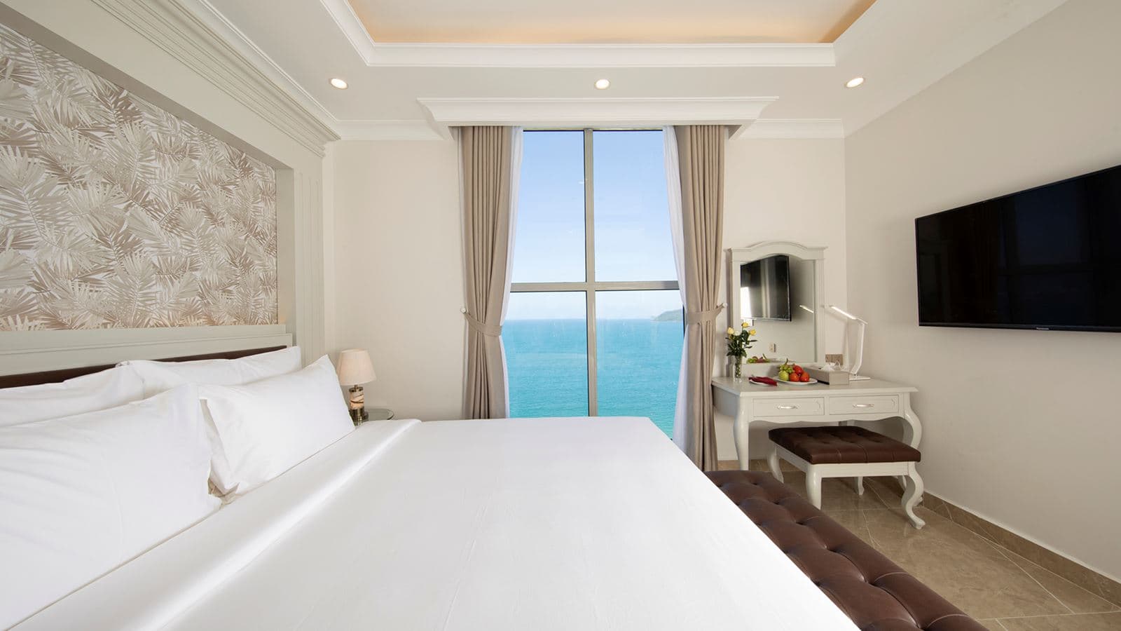 rooms-suite-family-seaview