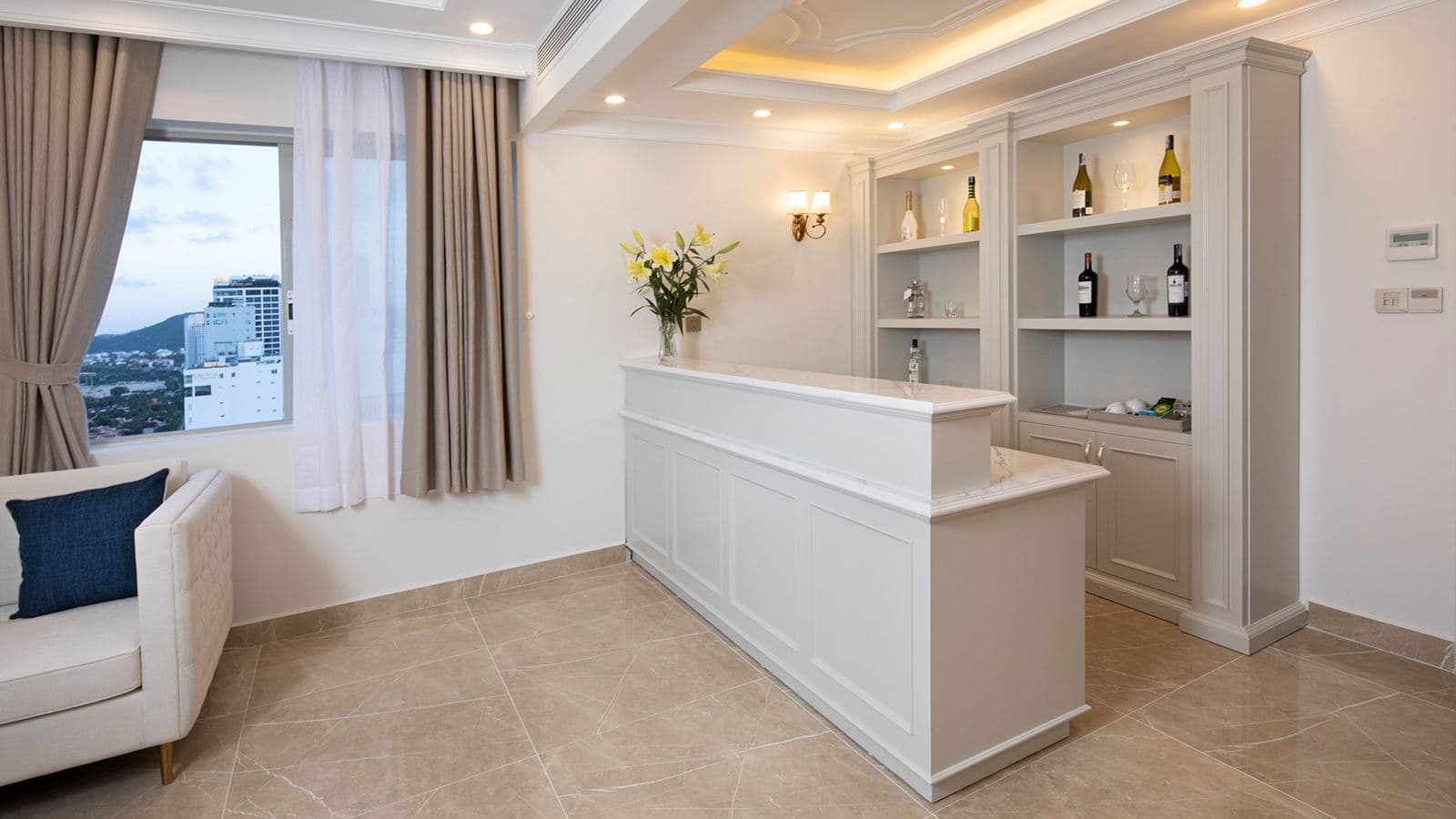 rooms-luxury-suite-seaview