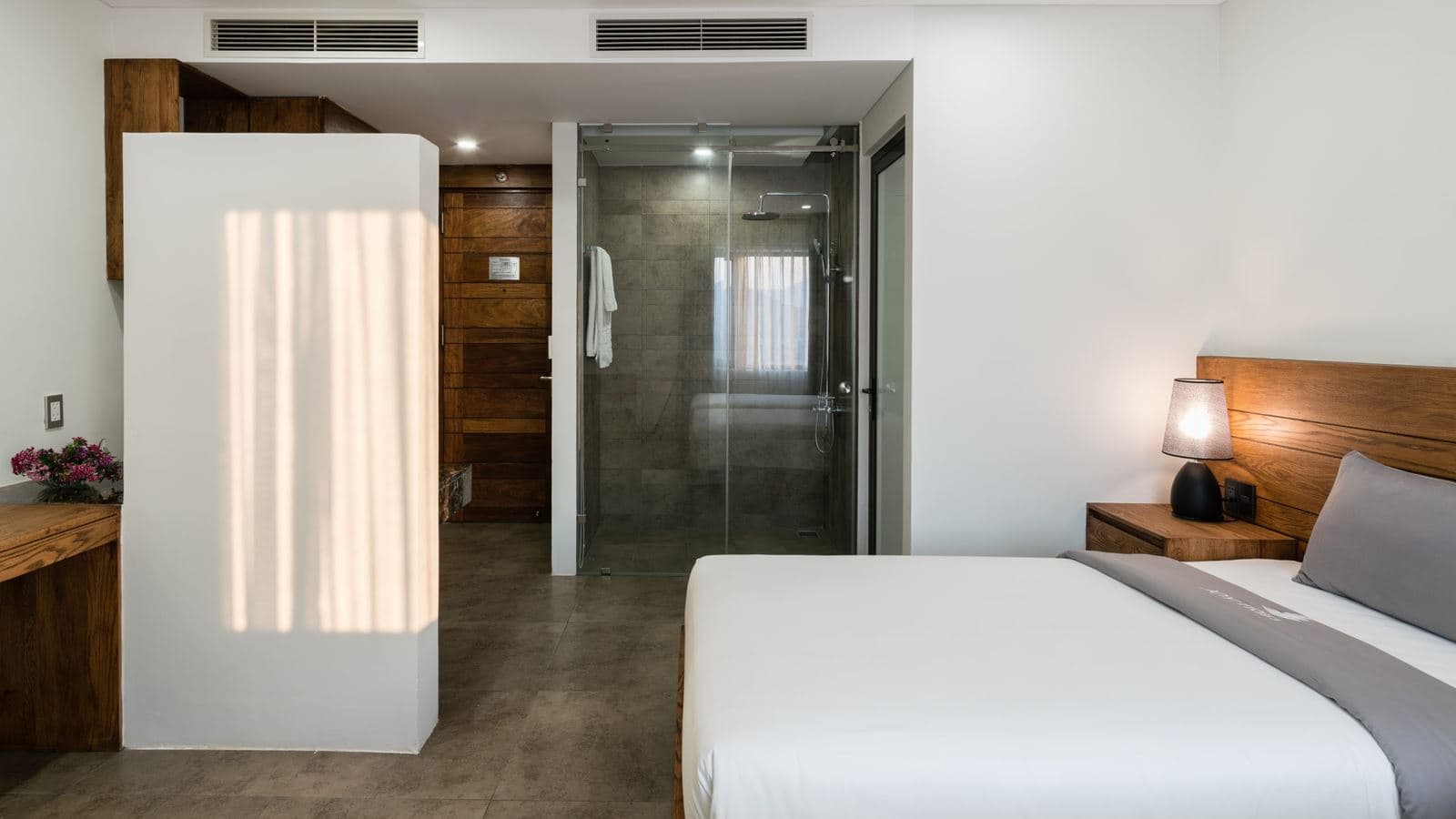 rooms-deluxe-city-view-child-without-extra-bed