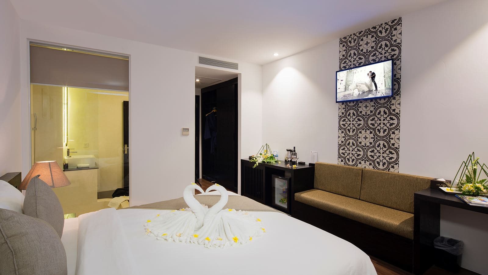 rooms-deluxe-river-view