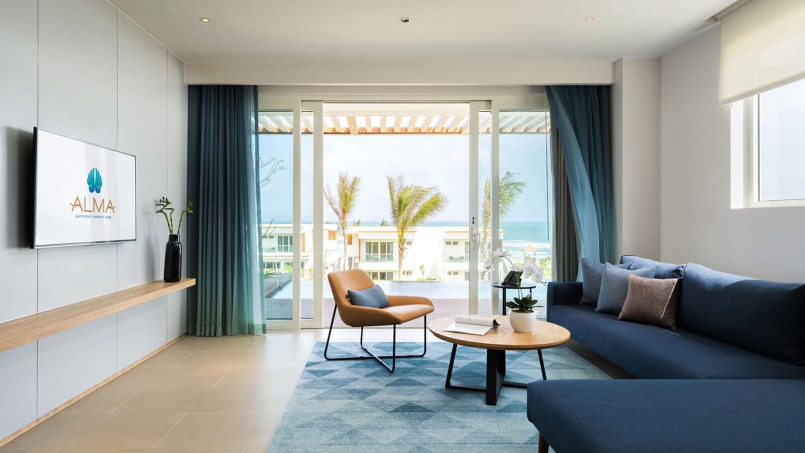 rooms-3bedroom-suite-pavilion-private-pool-ocean-view