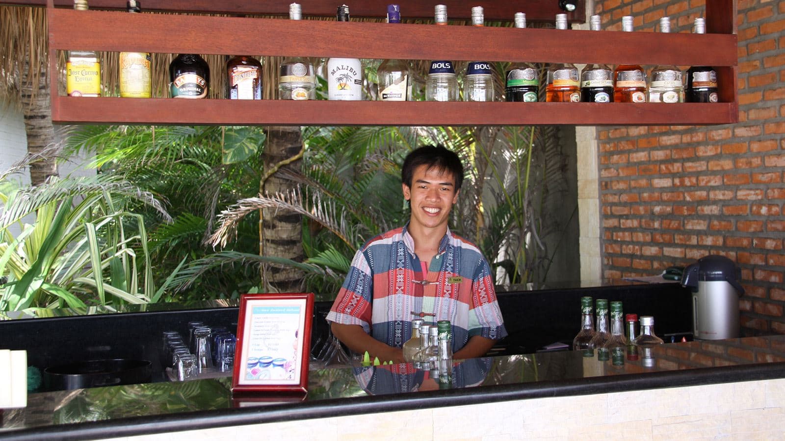 bars-the-beach-bar