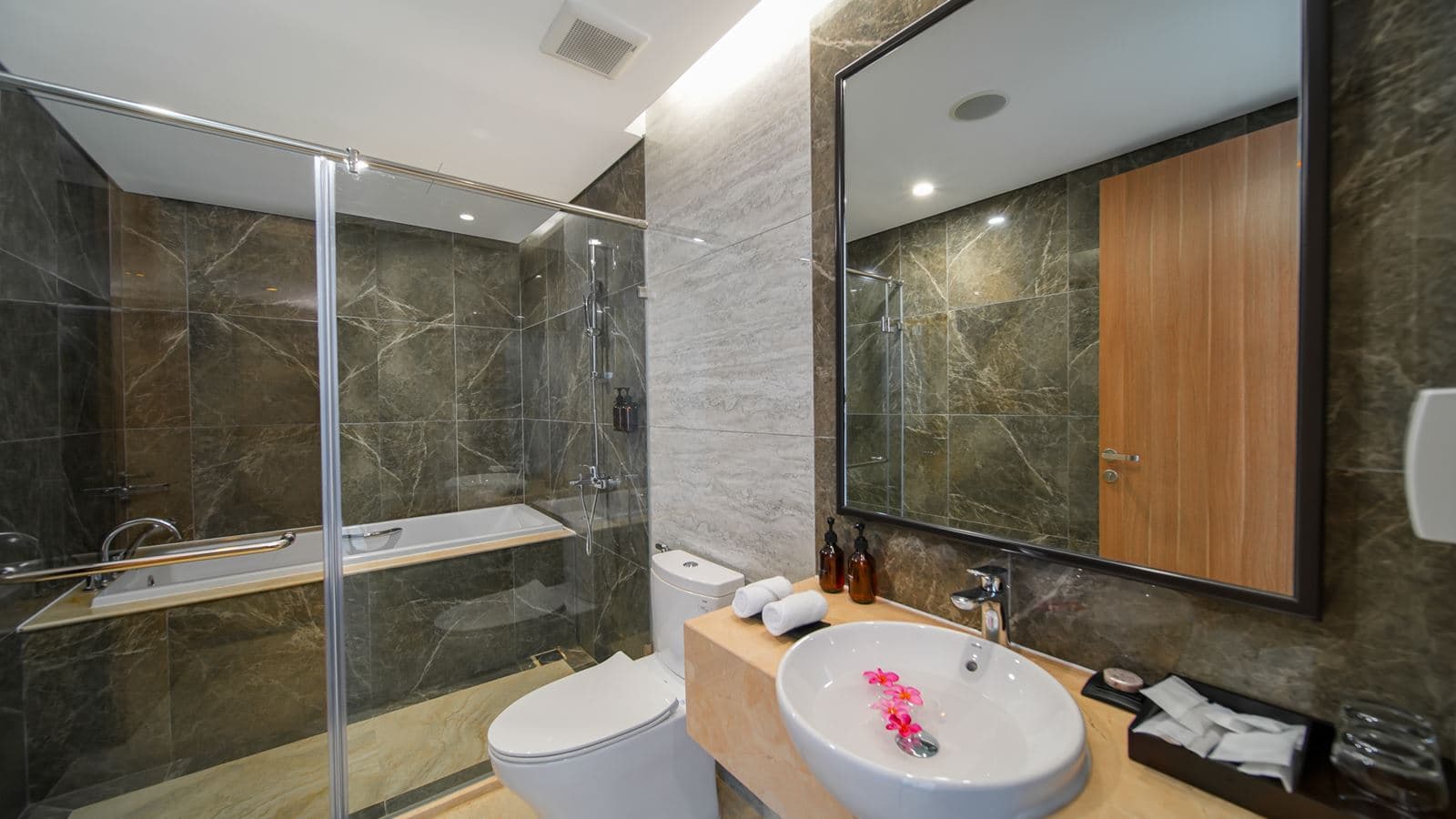 rooms-studio-suite
