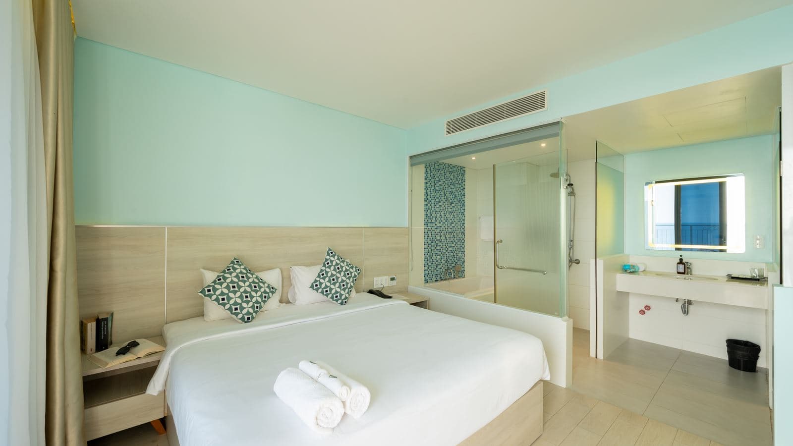 rooms-suite-sea-view-with-balcony-child-without-extra-bed